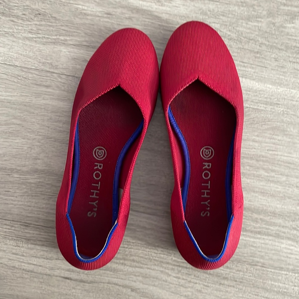 Rothy’s Red 9.5 Flats round toe